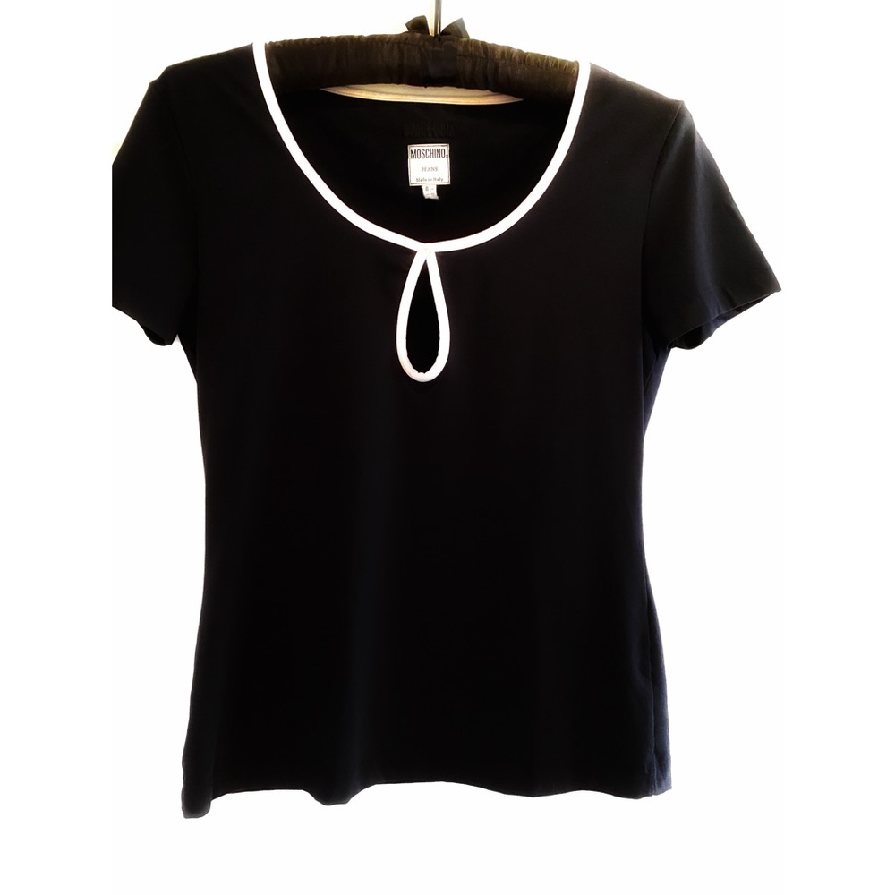 Moschino top with key hole black & white